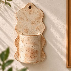Modern Boho Wall Hanging Vase, Handmade Speckled Stoneware Planter, Hanging Reed Diffuser Holder, Rustic Decor, Housewarming Gifts