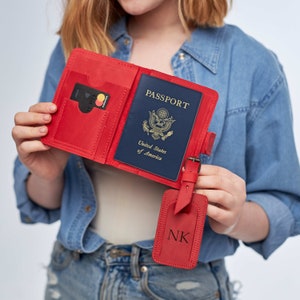 Leder Reisepasshülle und Gepäckanhänger, Lederpasshülle, Lederpasshülle personalisiert, Lederpasshülle