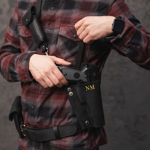 Leather vertical concealed holster with double mag, Glock 17 holsters, Glock 19 holsters, Glock 26 holsters, Kimber micro 9 holsters
