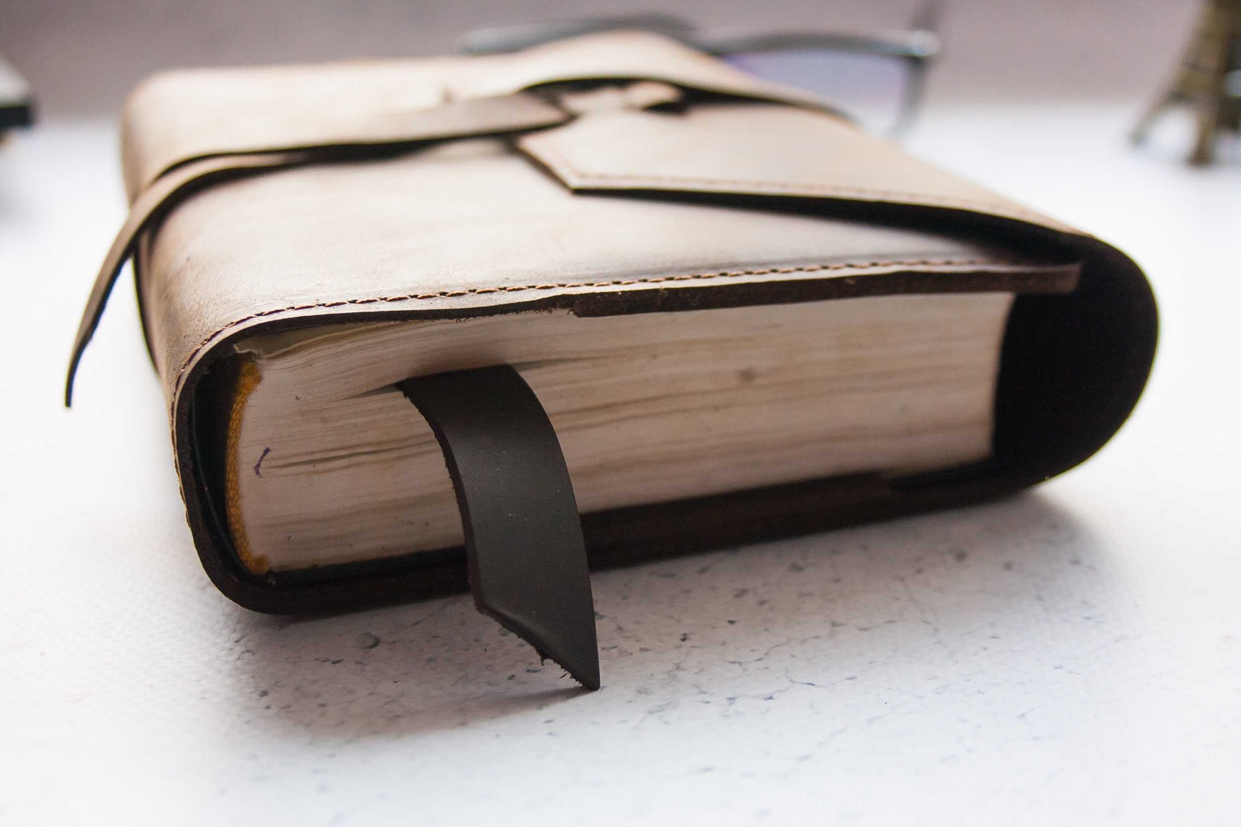 Couverture bible en cuir journal de couverture de livre Etsy