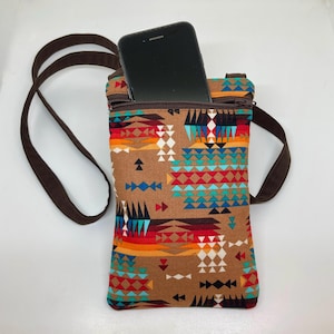 Handytasche, iPhone Hands-Free Tasche, Handy Crossbody, Smartphone Umhängetasche, Kaffe Fassett und Ethno-Stoff, Swiss Made