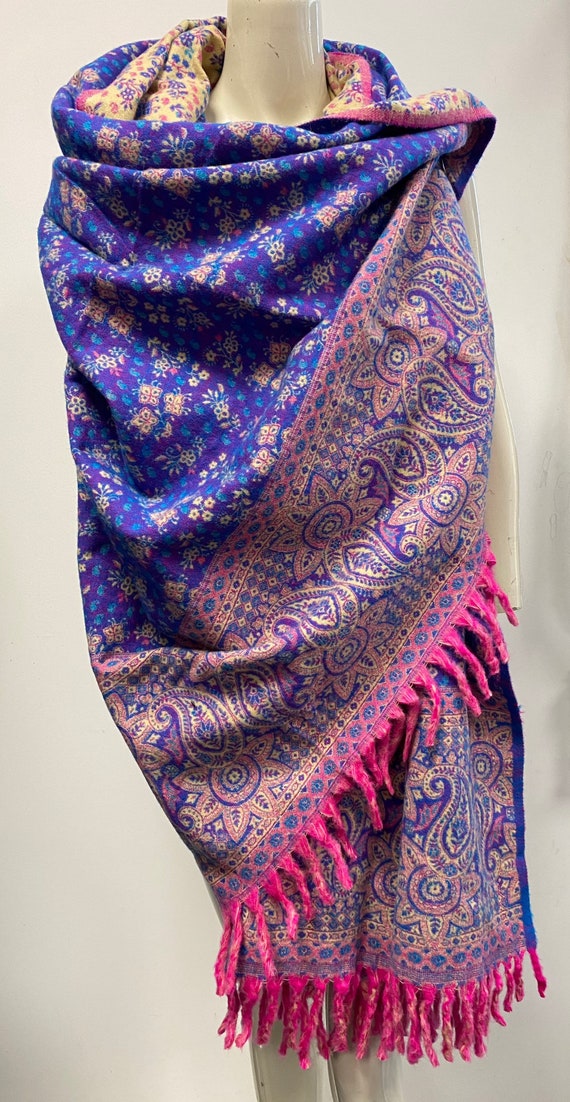 Beige Blue Colour Wool Blanket Yak Wool Scarf With Stunning Floral