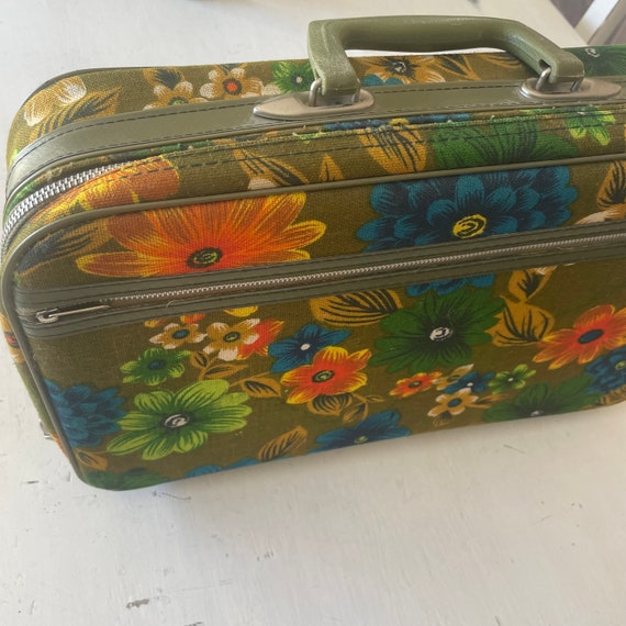 A Ghastlie Valise Vintage Suitcases Travel Bags Fabric by Alexander Henry -  modeS4u