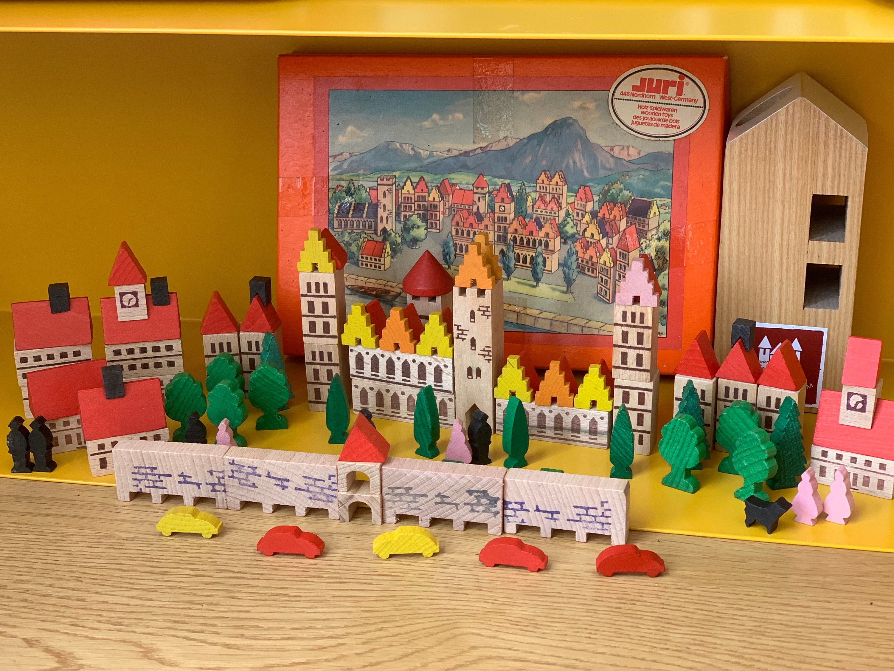 technofix spielzeug Juri Holz Spielwaren Wooden Toys - Vintage German Miniature Wooden Toys