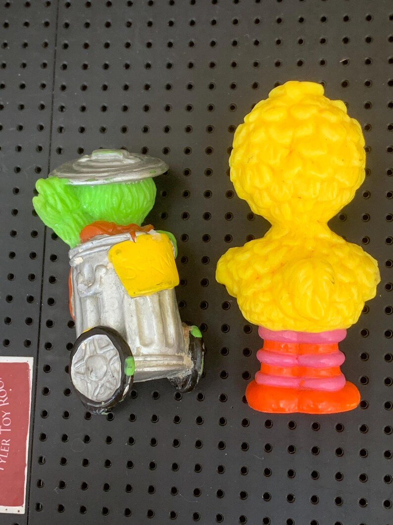 Vintage Sesame Street PVC Figures / big bird / Oscar Grouch / Made in Germany / west Germany / Bullyland / JHP imagen 4