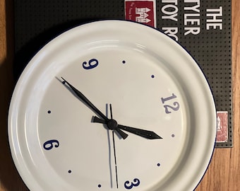 Ikea Mikael Axelsson SIPPRA Gray Wall Clock , Rare Ikea