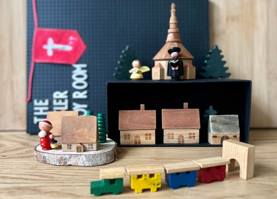 Ertsgebergte decoratie miniatuur kerstdorp houten speelgoed Putz huisjes