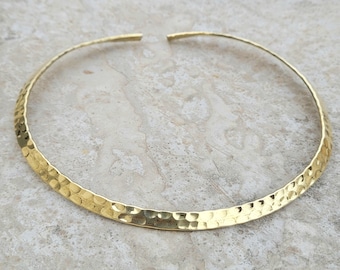 Hammered Minimalist Choker Necklace, Statement Collar Necklace, Brass Choker Necklace, Perfect gift for Her