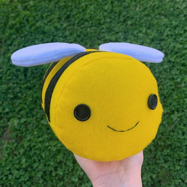 round bee plush