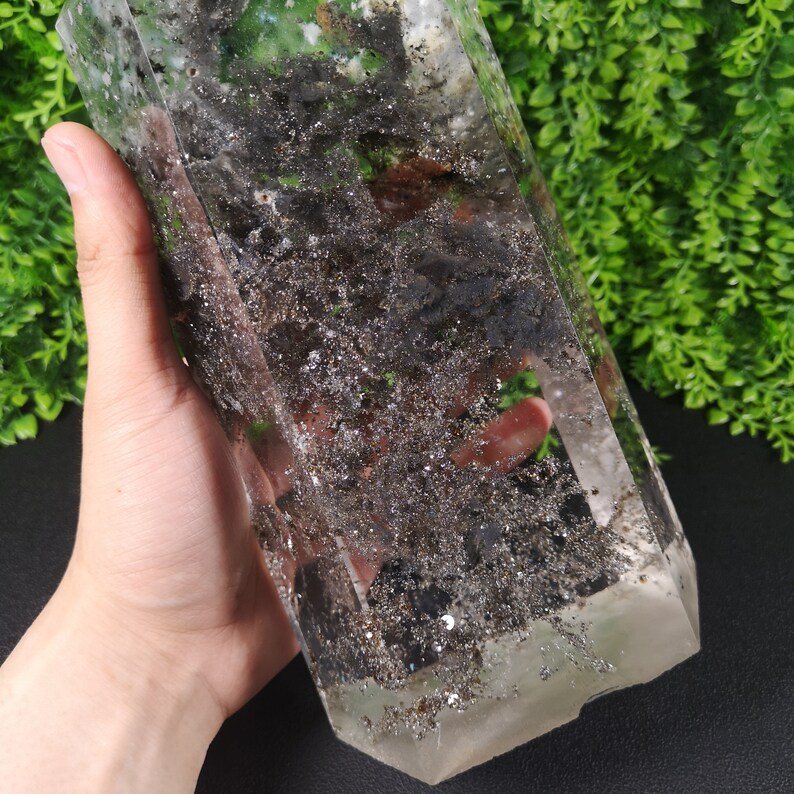2.98kg Melting stone Quartz Crystal TowerCrystal Wand