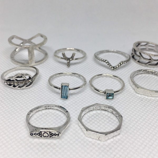 10 minimalistische ringen set, stapelen ring set, stapelbare ringen, sierlijke ringen, mode-sieraden, Midi ringen, Boho ringen, ringen voor vrouwen,