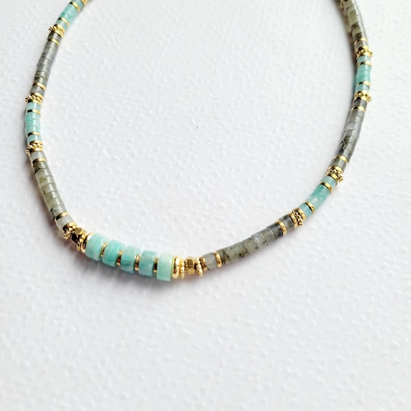 Necklace in semi-precious Labradorite and Amazonite pearls, woman, bohemian chic, lithotherapy