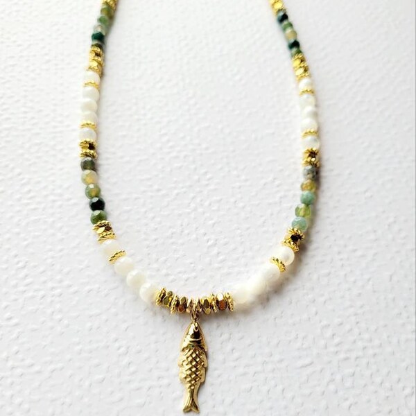 Collier de perles naturelles Agate et Nacre, pendentif poisson, femme, boheme chic, cadeau