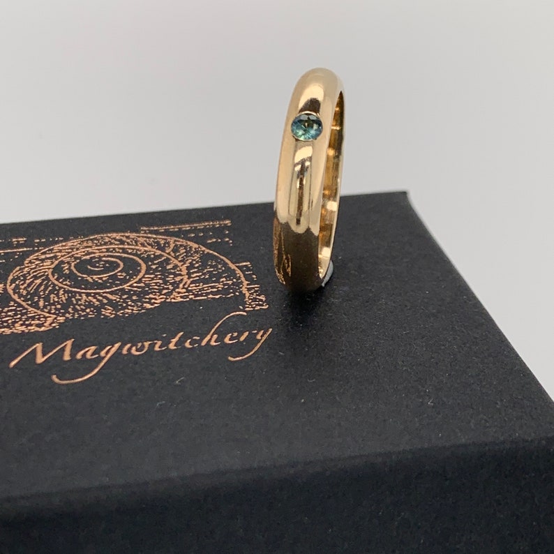 Australian Sapphire Gold Ring Gypsy Set image 1