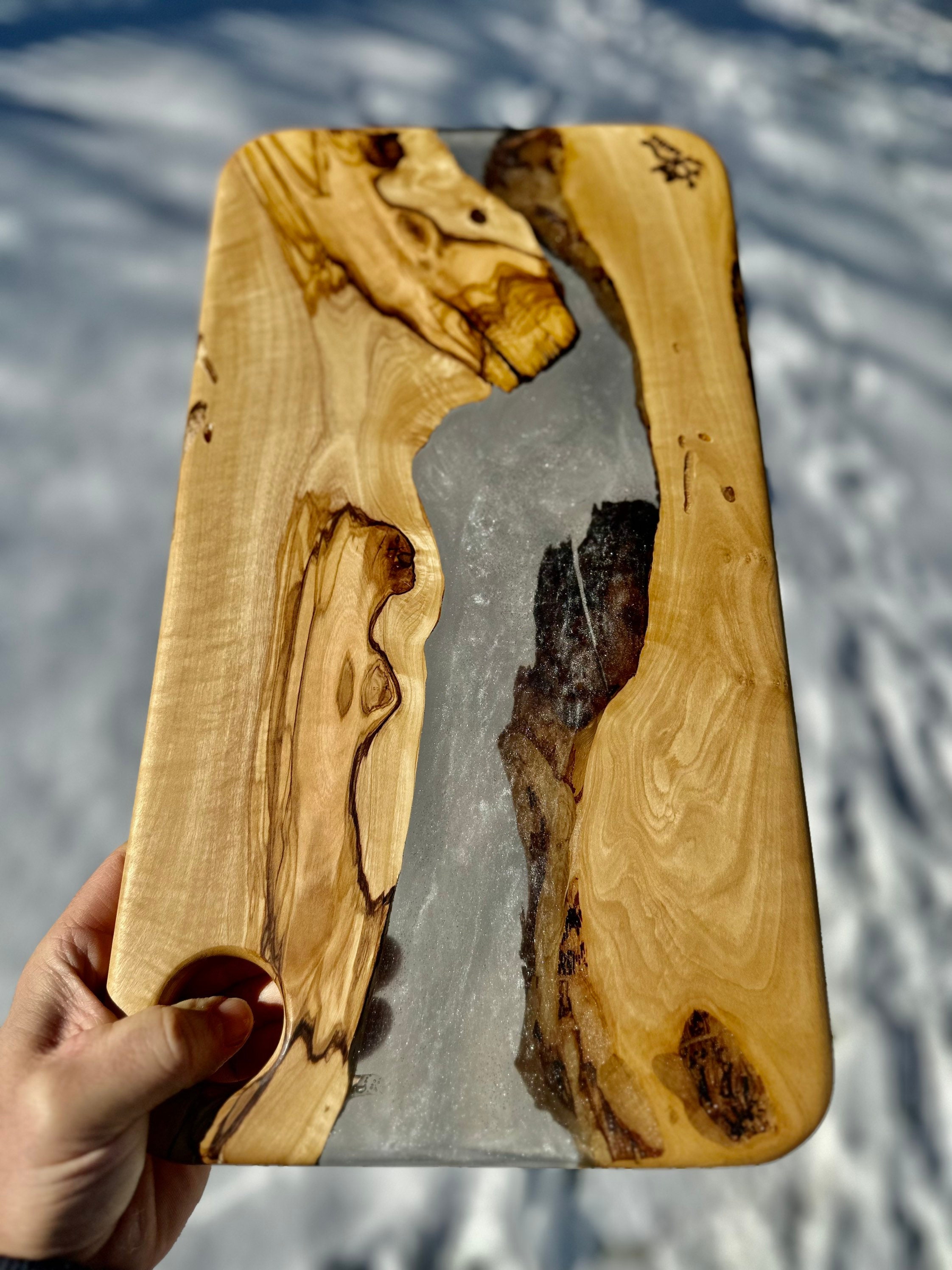 Planche à Découper Et Plateau Apéritif En époxy Fait Main – Bois D'olivier Bleu