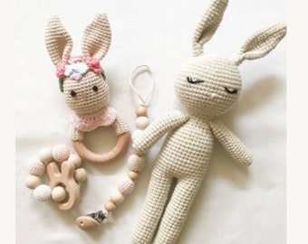 Bunny set / crochet bunny doll and rattle set / crochet bunny / handmade toy gift baby / babyshower/ crochet animal / gift set /bunny rabbit