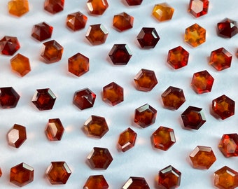 Lote de 20 piedras preciosas de granate hessonita, granate hessonita natural, corte facetado, forma hexagonal, tamaño 5 x 5 mm, piedras sueltas para hacer joyas, A-227
