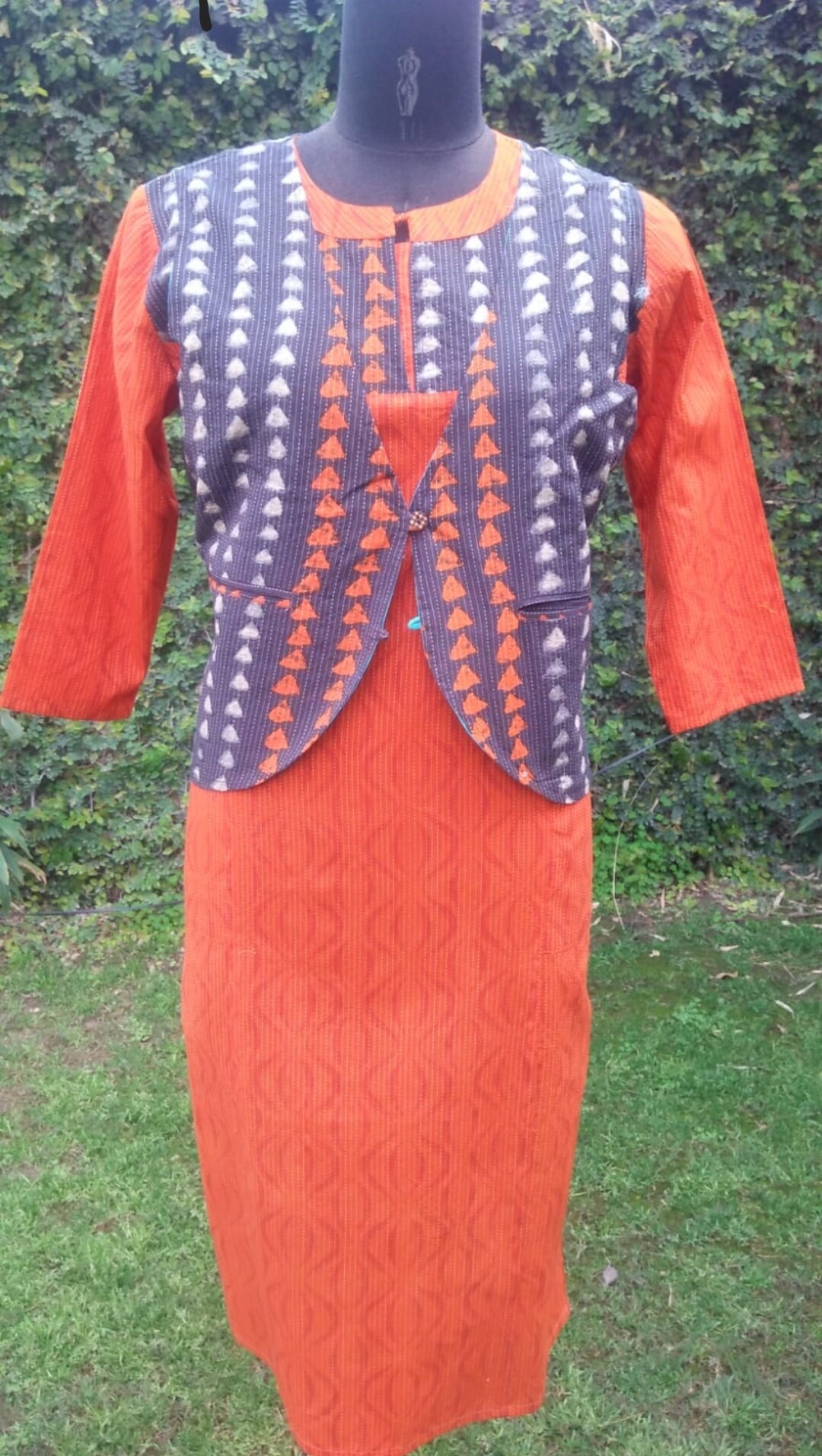 Handmade Kurti With Handmade Jacket for Girls Short Kurti Sleevless Jacket Cotton Fabric Used Both in Jacket as Well in Kurti. Etsy UK