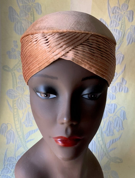 Mr. John vintage satin turban-style hat