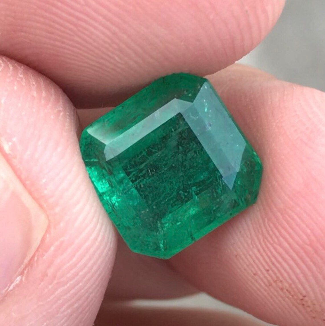 Emerald 4.77 carats GFCO Lab certified Vivid Green Etsy