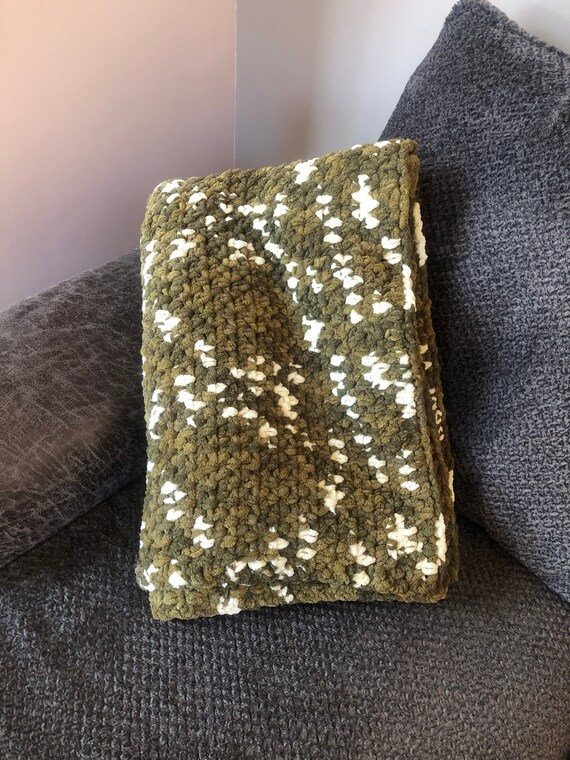 Chunky cozy throw blanket afghan bernat yarn camouflage camo Etsy
