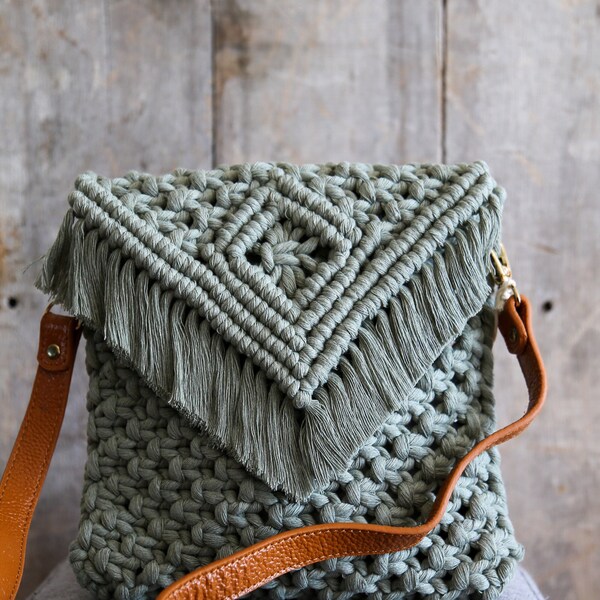 Macrame Cross-body Handbag with Leather Strap • Boho • Boho Accessories • Boho Fashion • Boho Bag