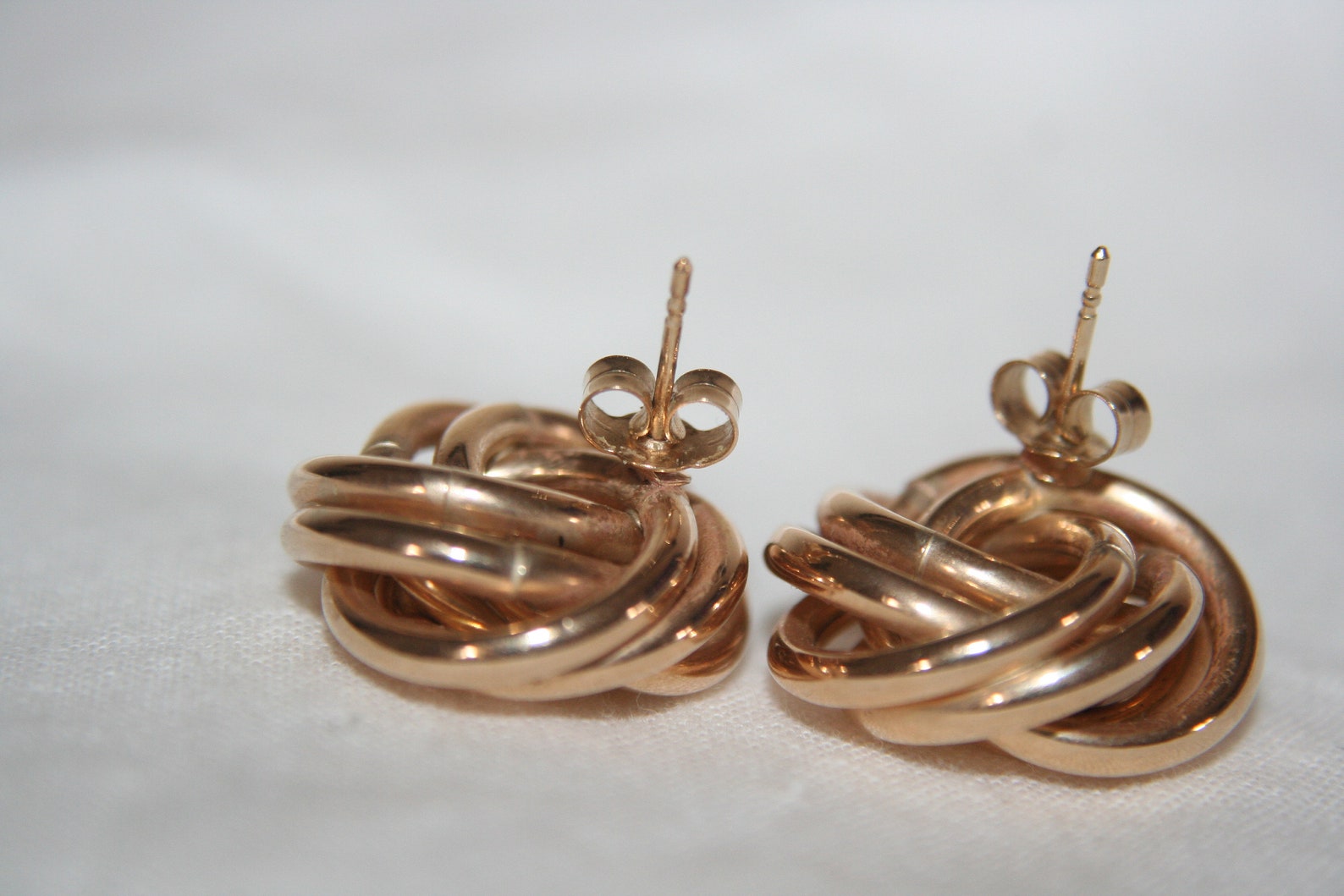 Large vintage 9ct Gold knot earrings 2cm diameter 4.2 grams. Etsy