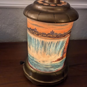 Vintage 1950s Niagara Falls Motion Light