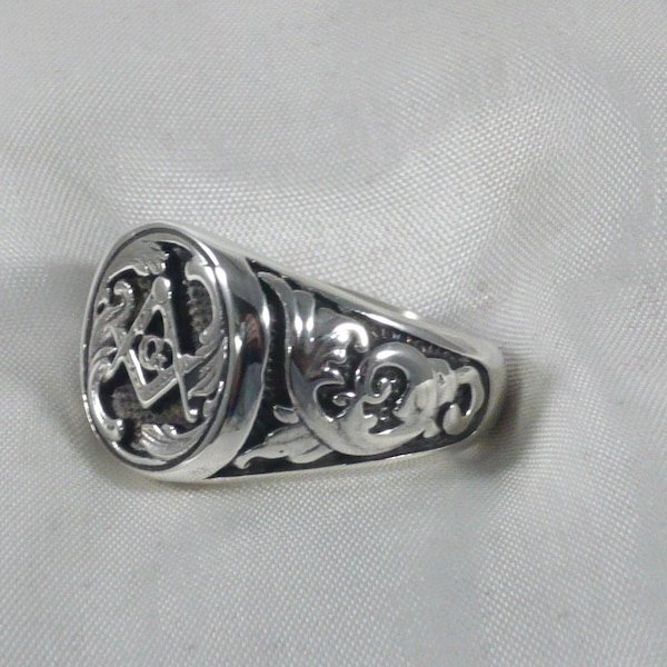 Masonic square and compass ring in solid 925 sterling silver anello massonico in argento 925 millesimi