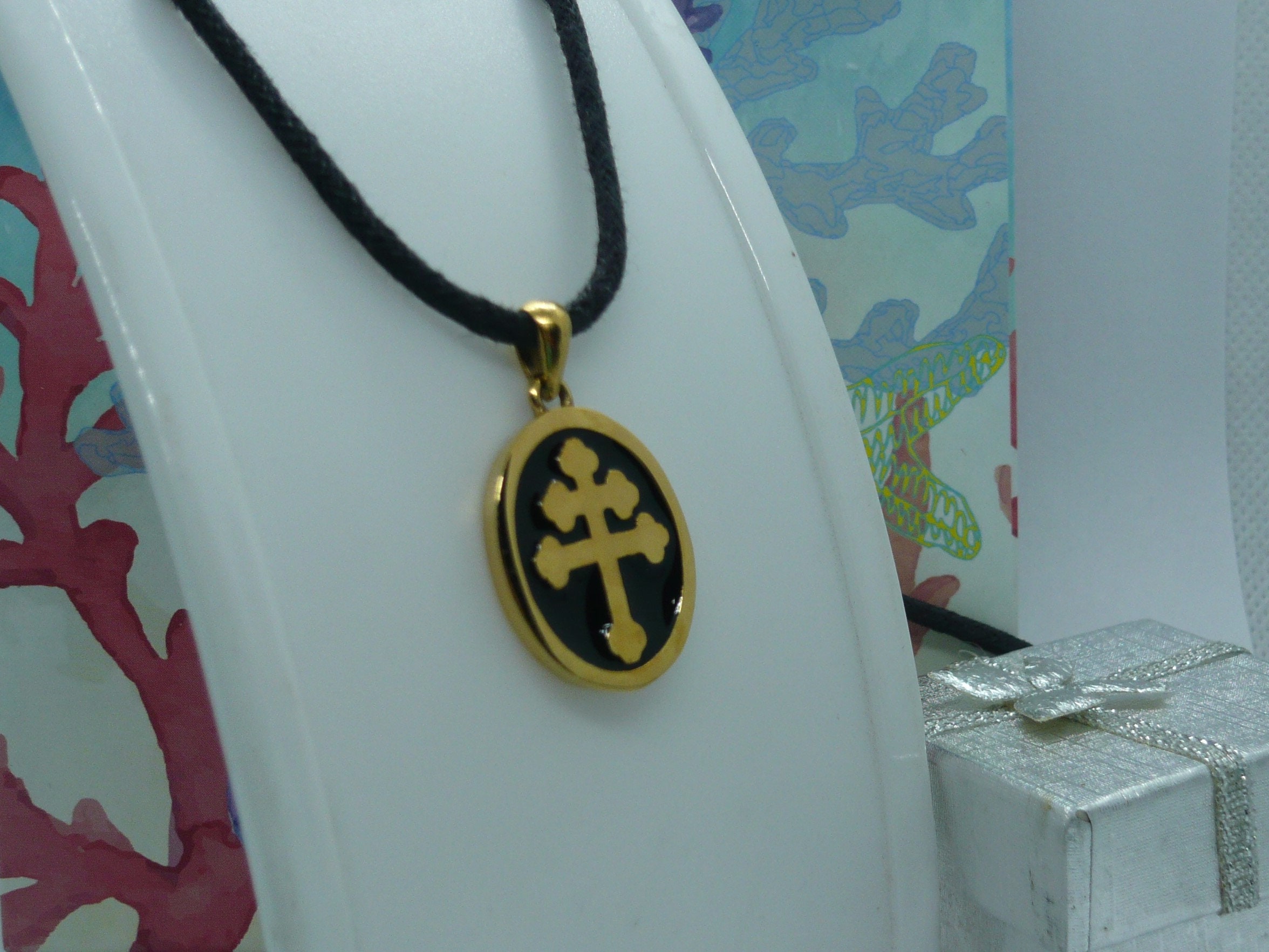 BOBIJOO Collier Croix Huguenote Protestant | Pendentif Acier Doré Plaqué Or | Cadeau Femme Enfant