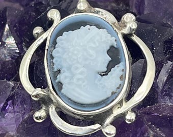 Vintage Blauer Achat Camee in einer Personalisiert Sterling Fassung - Beauty!