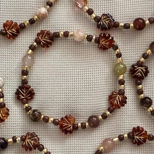 Maple Leaf Bracelet | Beaded Jewelry Friendship Fall Autumn Amber Brown Nature Earthy Rustic Bohemian Thanksgiving Outdoors Tree Leaves Cute