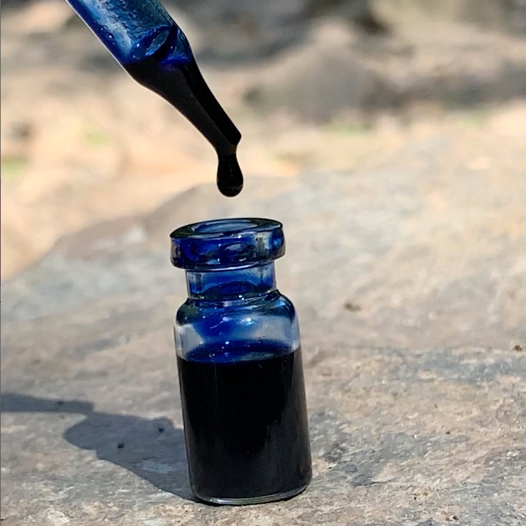 German Chamomile Essential Oil Deepest blue 100 Pure Etsy