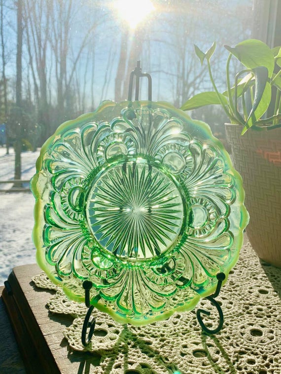 Antique 1905 | Jefferson Glass Company | Green Opalescent | EAPG
