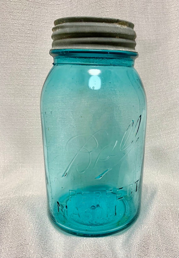 Dark Robust 32 Oz. Glass Mason Jar (Quart)