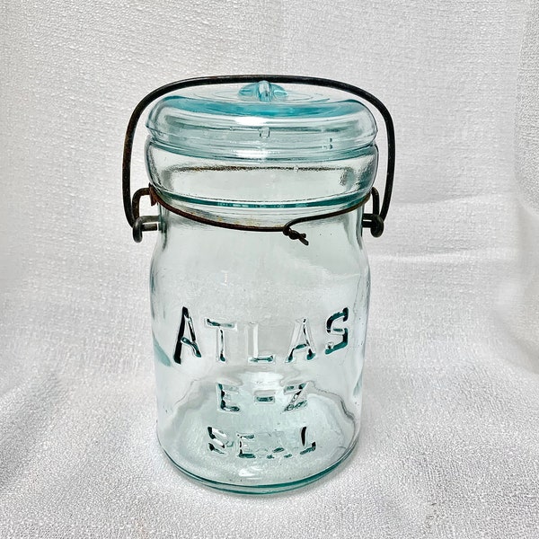 Antique (c.1900-1920s) Hazel Atlas E-Z Seal | Very Pale Blue | 1 Pint (16 oz) | Glass Canning Jar/Lightning Jar/Fruit Jar