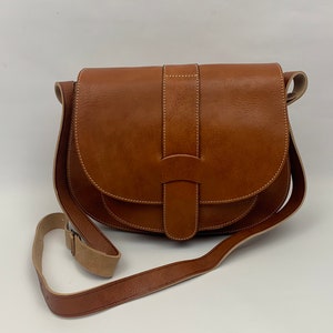 Women's Medium Leather Cross-Body Purse/Shoulder Bag/High Quality Real Leather/Handmade/Mediterranean Style/Free Leather Cream Protection