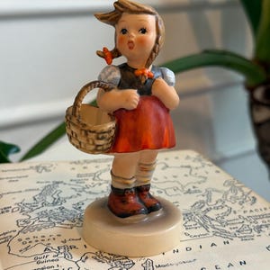 Hummel Figurine Gretel: Goebel Little Shopper Collectible