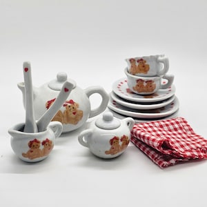Miniature Fairy Garden Tea Set: Vintage Bears & Hearts Display
