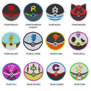 Puede incluir: Una colección de 12 diseños de Poké Balls con diferentes equipos Pokémon. Cada Poké Ball tiene un esquema de color único y un logotipo de equipo. Los equipos incluyen Rocket, Rainbow Rocket, Aqua, Magma, Galaxy, Plasma, Flare, Skull, Yell, Aether, Cosmo y Star.