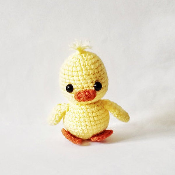 PDF PATTERN- Chirp the Chick- Crochet Pattern