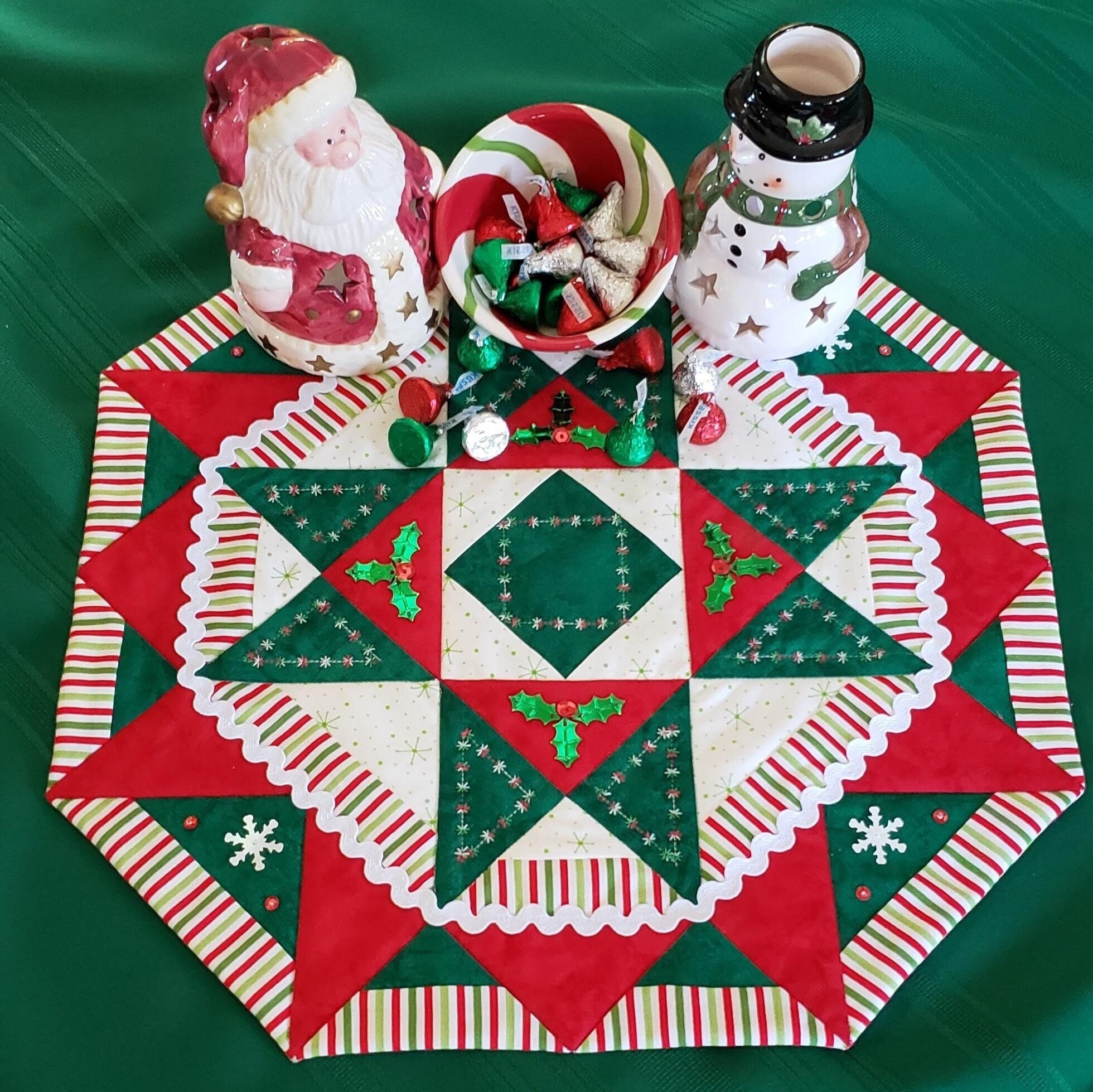 Holiday Octagon Table Topper PDF Quilt Pattern Table Runner Etsy