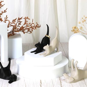 Cute Cat and Dog Ring Holder | Bella and Fido | Perfect Present for Dog lovers | Jewelry Box | gift for her mom granny and housewarming gift