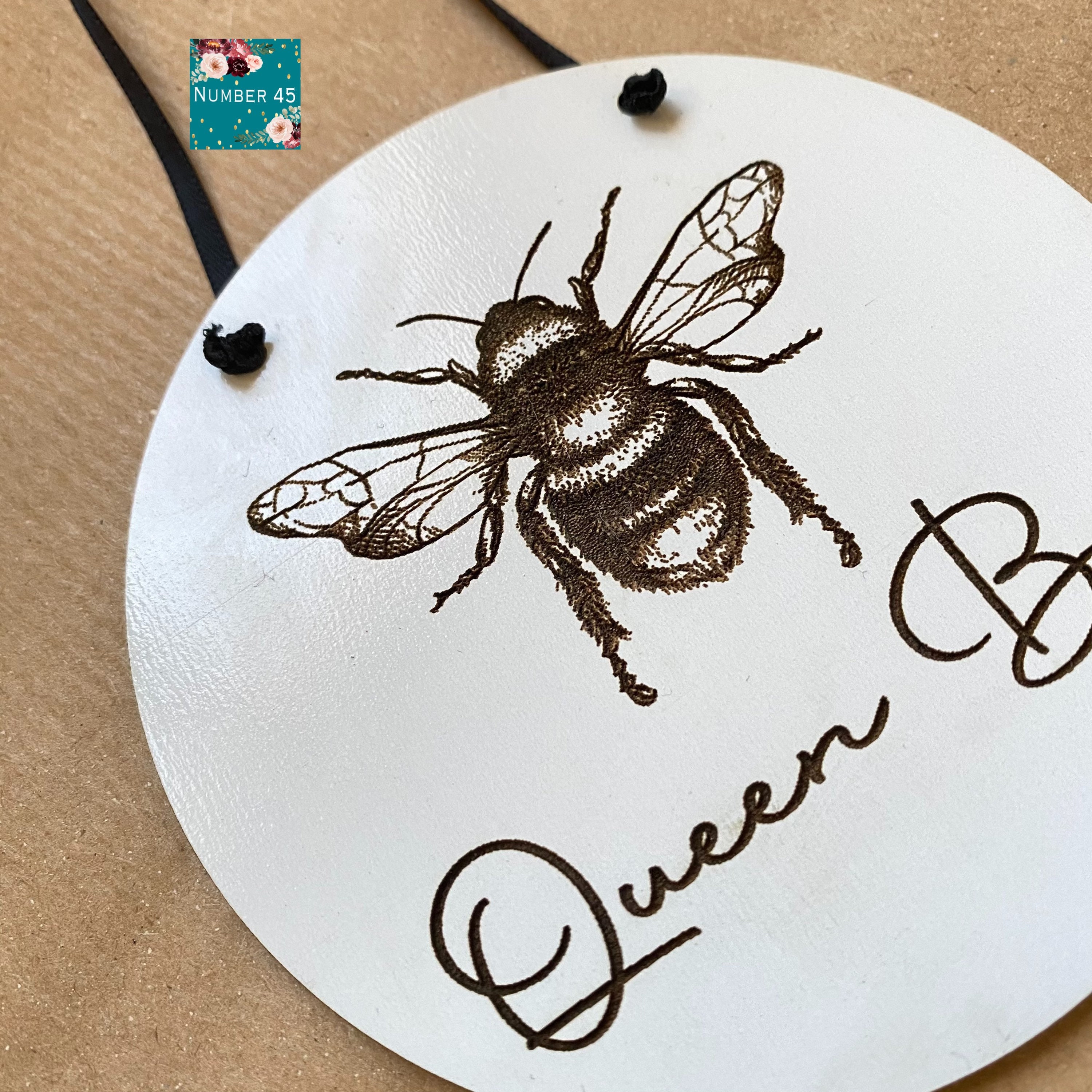 Queen Bee Mini Wooden Plaque, Wall Picture Decoration, Home Decor, Wall