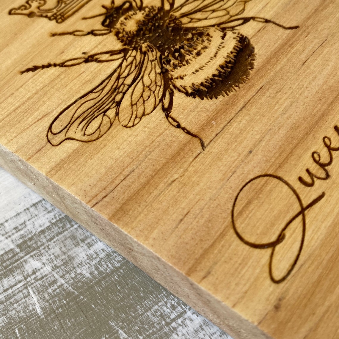 Wooden Queen Bee Laser Engraved Plaque Sign, Rustic Home Decor, Wall