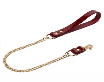 Premium koppel i körsbärsblankt läderkedje, BDSM-koppel, Bondagekoppel med karbinhake, Kopple med gyllene kedja för choker