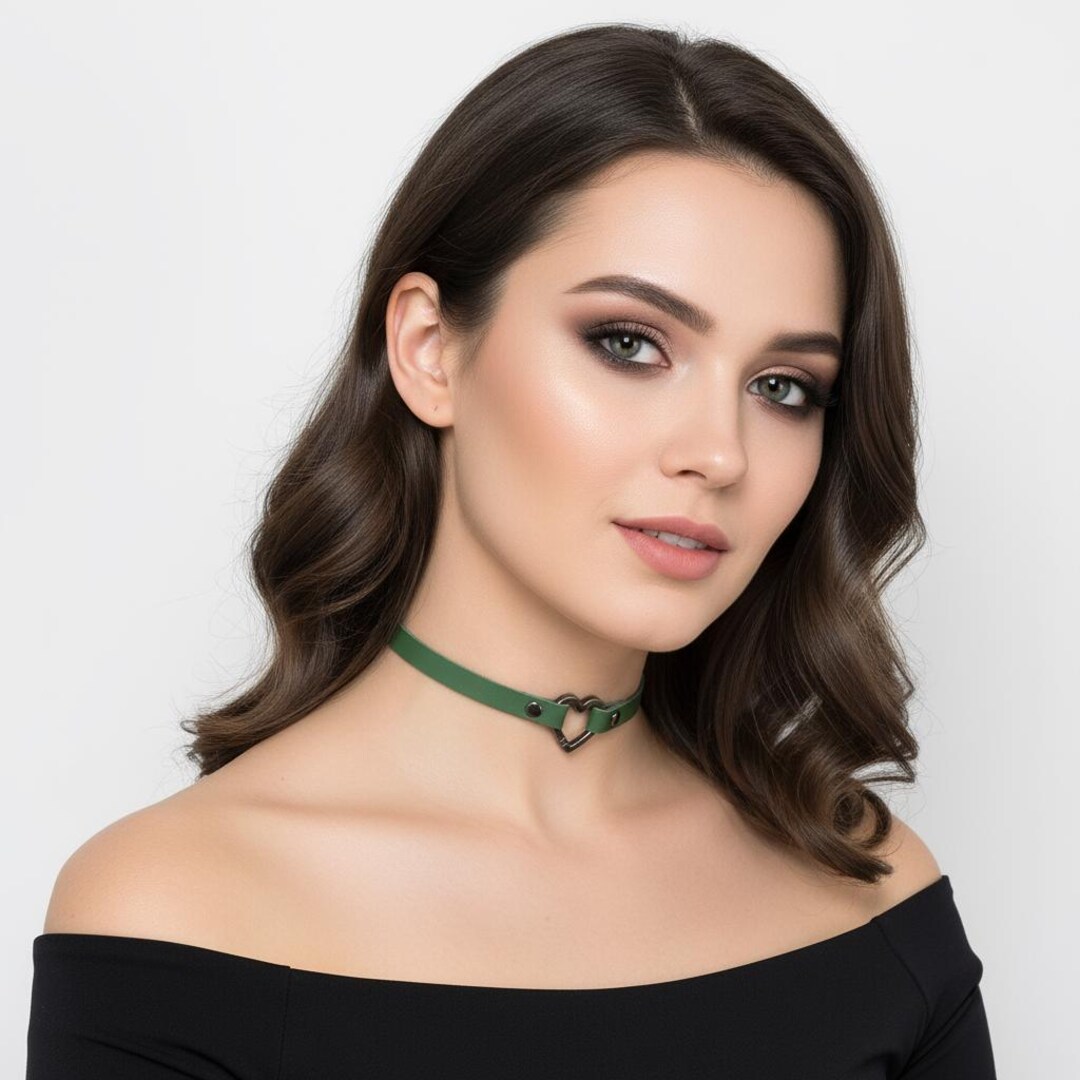 Leather Choker With Heart Carabiner, Choke Collar, BDSM Sub Collar ...