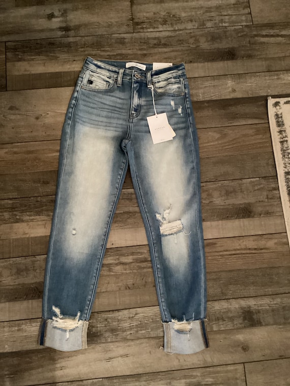 Distressed kancan sale jeans