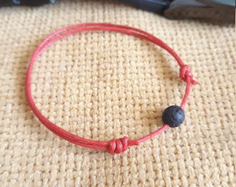 Bracelet rouge avec lave volcanique noire 6 mm, bracelet pour homme ou femme, bracelet de cheville, cordon en coton ciré