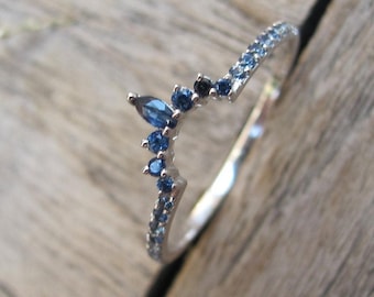Genuine Blue Sapphire Dainty Curved Band- Natural Blue Sapphire Contour Nesting Petite Band- Stackable Solid Gold Sapphire Band